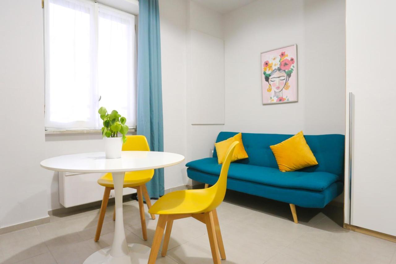 Apartamento Le Stanze Di Mami Salerno Exterior foto