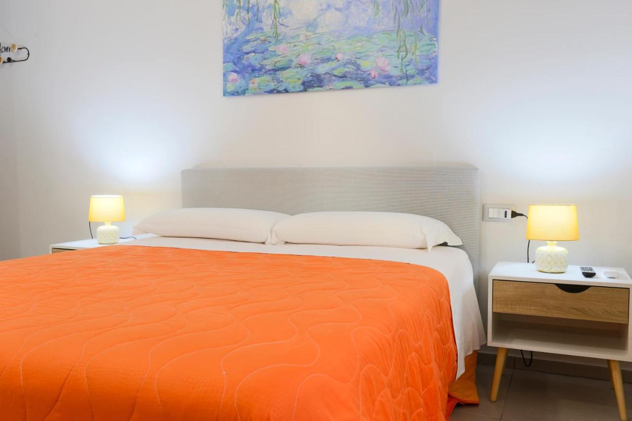 Apartamento Le Stanze Di Mami Salerno Exterior foto