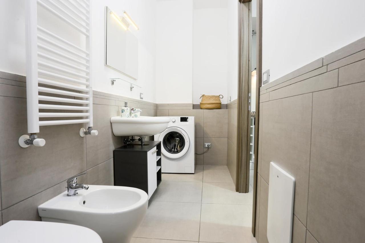 Apartamento Le Stanze Di Mami Salerno Exterior foto